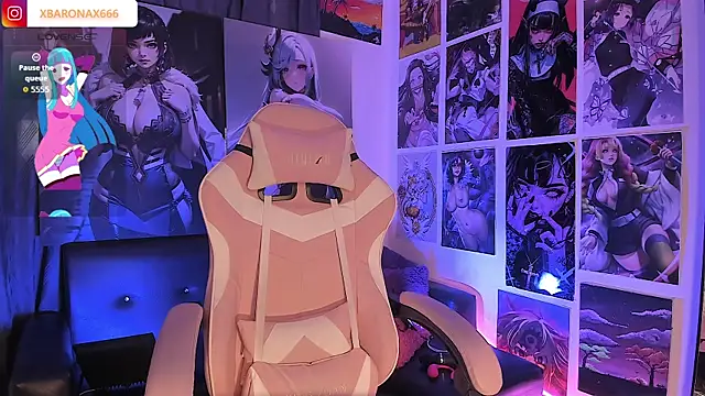 Snapshot of LanaKyutt chatting on December 19, 2025, 2:08 pm LanaKyutt online show from December 19, 2025, 2:08 pm