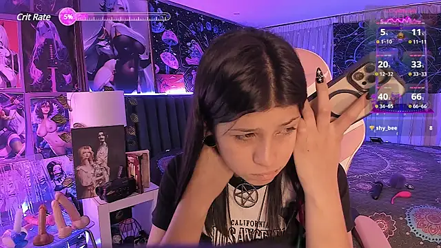 Snapshot of LanaKyutt chatting on March 21, 2025, 5:43 am LanaKyutt online show from March 21, 2025, 5:43 am