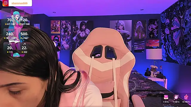 Snapshot of LanaKyutt chatting on October 10, 2025, 1:23 pm LanaKyutt online show from October 10, 2025, 1:23 pm