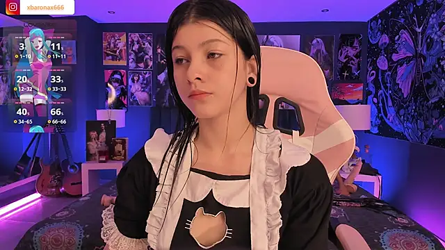 Snapshot of LanaKyutt chatting on October 12, 2025, 1:45 pm LanaKyutt online show from October 12, 2025, 1:45 pm