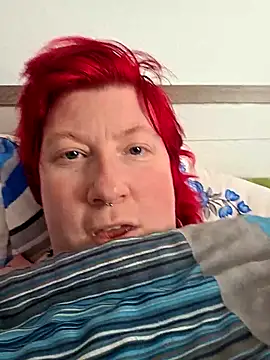 dieGeile0411 online show from April 8, 2026, 1:34 pm