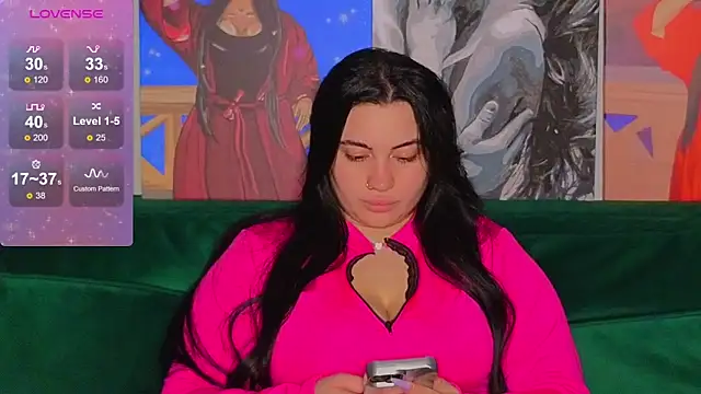 Nikki Kardashian online show from December 21, 2024, 1:58 am