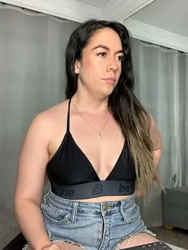 Snapshot of ImAlicee chatting on March 14, 2025, 1:37 am ImAlicee online show from March 14, 2025, 1:37 am