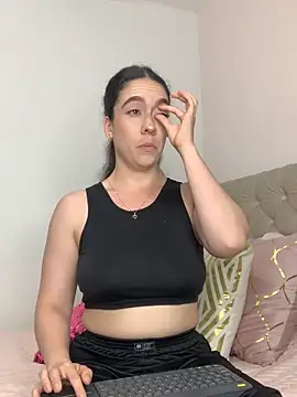 Snapshot of ImAlicee chatting on October 10, 2025, 10:10 pm ImAlicee online show from October 10, 2025, 10:10 pm