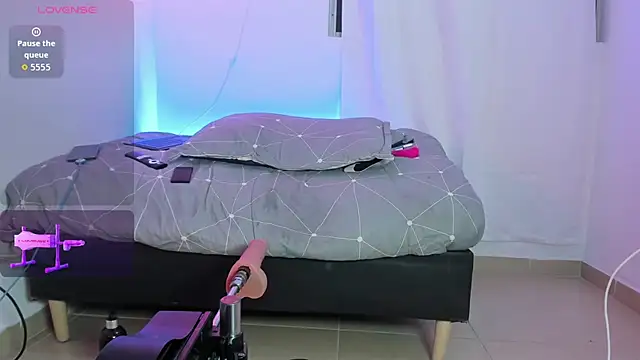 Snapshot of Apolo_Bianco_ chatting on January 11, 2026, 11:22 pm Apolo Bianco online show from January 11, 2026, 11:22 pm