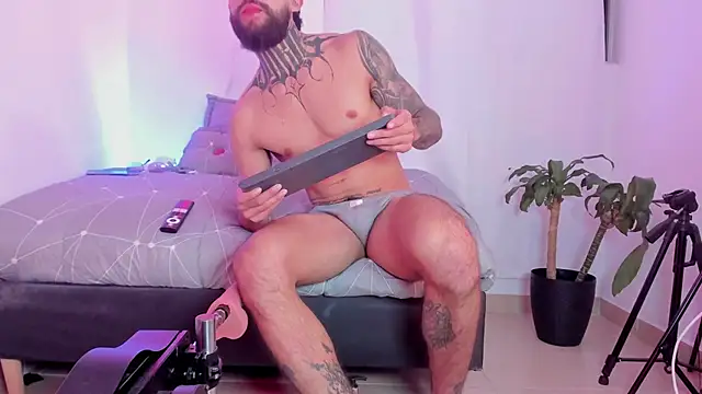 Snapshot of Apolo_Bianco_ chatting on January 14, 2026, 6:39 am Apolo Bianco online show from January 14, 2026, 6:39 am