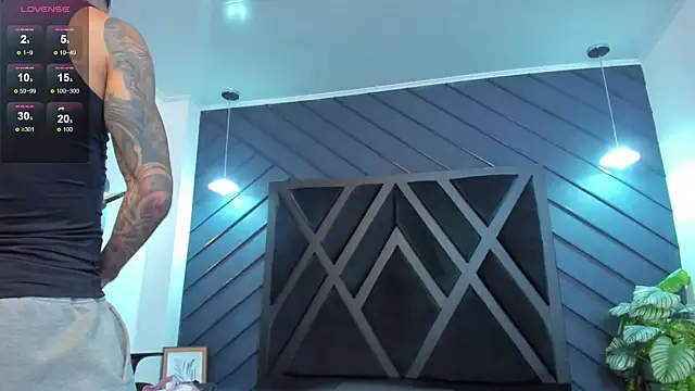 Snapshot of Apolo_Bianco_ chatting on September 13, 2025, 2:11 am Apolo Bianco online show from September 13, 2025, 2:11 am