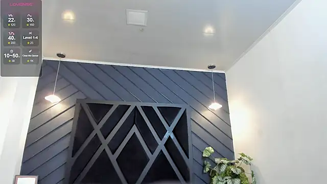 Snapshot of Apolo_Bianco_ chatting on September 24, 2025, 11:32 pm Apolo Bianco online show from September 24, 2025, 11:32 pm