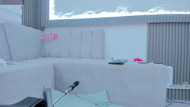 Snapshot of Apolo_Bianco_ chatting on October 29, 2025, 10:42 pm Apolo Bianco online show from October 29, 2025, 10:42 pm