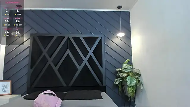 Snapshot of Apolo_Bianco_ chatting on September 17, 2025, 11:18 pm Apolo Bianco online show from September 17, 2025, 11:18 pm