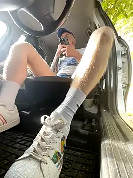 Snapshot of SavagedStirrer chatting on October 2, 2025, 12:41 pm SavagedStirrer online show from October 2, 2025, 12:41 pm