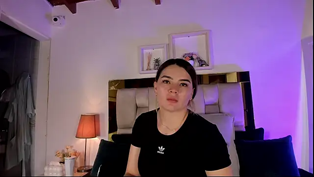 emmy r online show from April 11, 2026, 12:09 pm