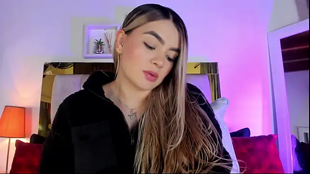 emmy r online show from September 19, 2025, 12:09 pm