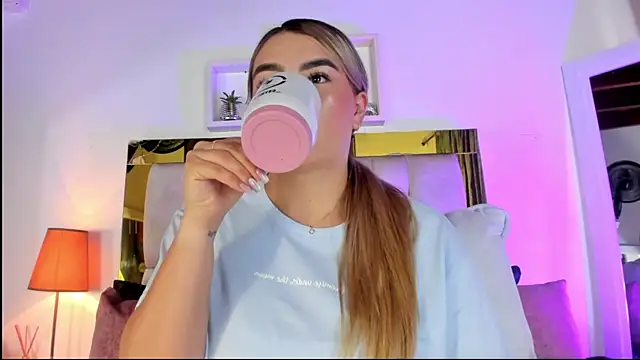 emmy r online show from October 6, 2025, 12:06 pm