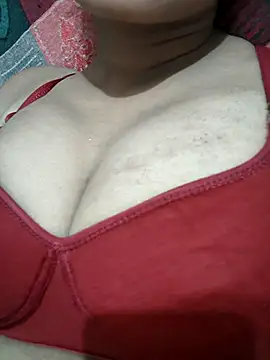 Snapshot of miss_pranjal chatting on July 25, 2026, 5:52 pm miss pranjal online show from July 25, 2026, 5:52 pm