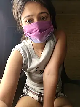 Snapshot of Angel_rani2 chatting on March 7, 2025, 7:27 pm Angel rani2 online show from March 7, 2025, 7:27 pm