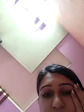 Snapshot of Angel_rani2 chatting on March 13, 2025, 12:27 am Angel rani2 online show from March 13, 2025, 12:27 am