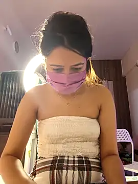 Snapshot of Angel_rani2 chatting on March 7, 2025, 4:00 pm Angel rani2 online show from March 7, 2025, 4:00 pm