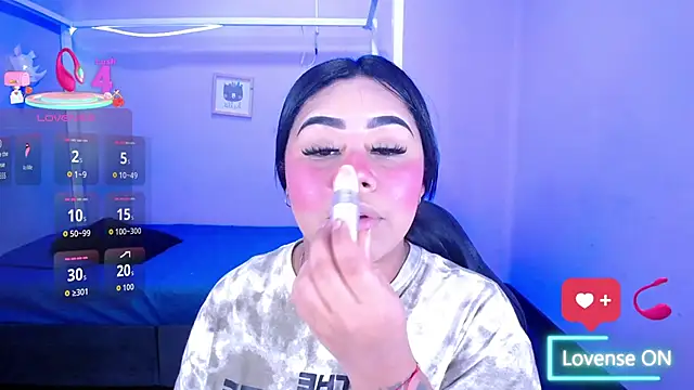 Nahom1  online show from October 12, 2025, 1:51 am