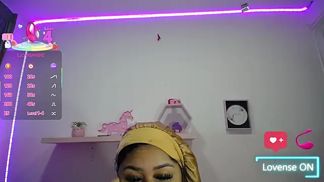 Nahom1  online show from November 1, 2025, 12:06 am