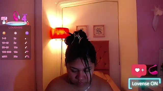 Nahom1  online show from November 4, 2025, 3:10 am