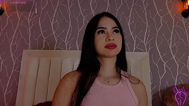 Snapshot of madison_fox1 chatting on November 5, 2025, 12:30 pm madison fox1 online show from November 5, 2025, 12:30 pm