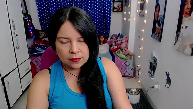 claryssa  online show from January 16, 2025, 11:06 pm