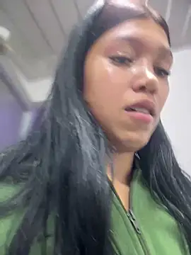 Snapshot of emily_rosse04 chatting on March 9, 2025, 11:25 am emily rosse04 online show from March 9, 2025, 11:25 am
