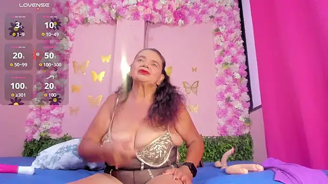 grandmother milf online show from November 13, 2025, 9:19 pm