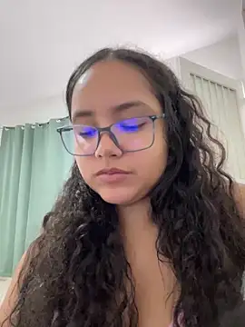 Snapshot of CurlyGirl_1 chatting on March 10, 2025, 12:17 pm CurlyGirl 1 online show from March 10, 2025, 12:17 pm