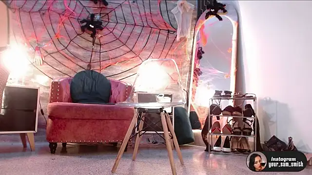 samara smithh online show from October 29, 2025, 11:42 am