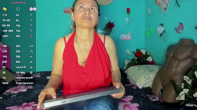 Snapshot of SheraHadee chatting on March 13, 2026, 1:54 am SheraHadee online show from March 13, 2026, 1:54 am