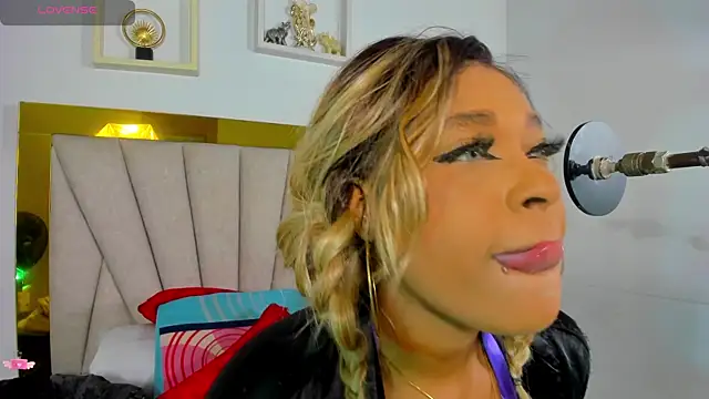 angel dthroatt online show from January 11, 2025, 12:07 pm