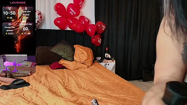 Snapshot of Rouse_bell chatting on February 15, 2026, 11:14 pm Rouse bell online show from February 15, 2026, 11:14 pm