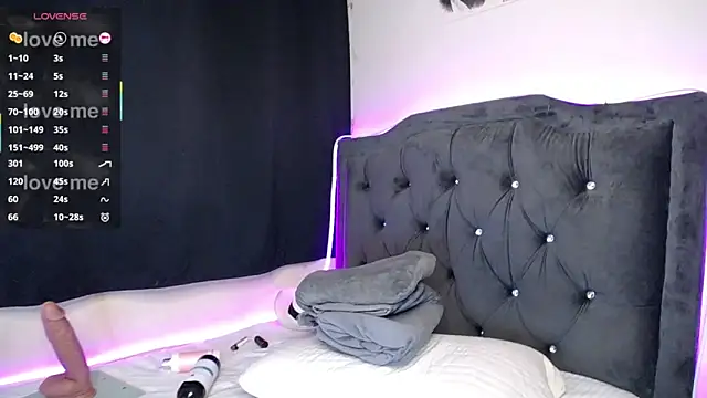 Snapshot of henry_diiaz chatting on November 28, 2025, 8:14 am henry diiaz online show from November 28, 2025, 8:14 am