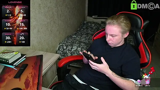 Snapshot of Alexis_Gordon chatting on October 2, 2025, 7:28 pm Alexis Gordon online show from October 2, 2025, 7:28 pm