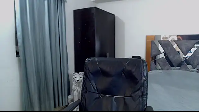 Frank heaven01 online show from March 23, 2026, 5:46 pm