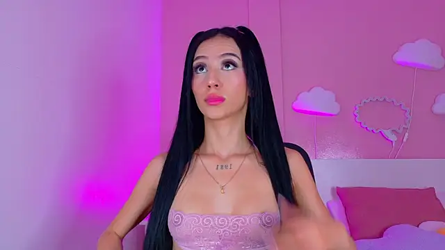 Snapshot of CristalCornner_ chatting on September 15, 2025, 7:36 pm CristalCornner online show from September 15, 2025, 7:36 pm