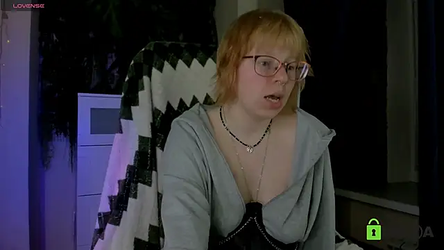 Melissa Wells online show from April 16, 2026, 9:39 pm