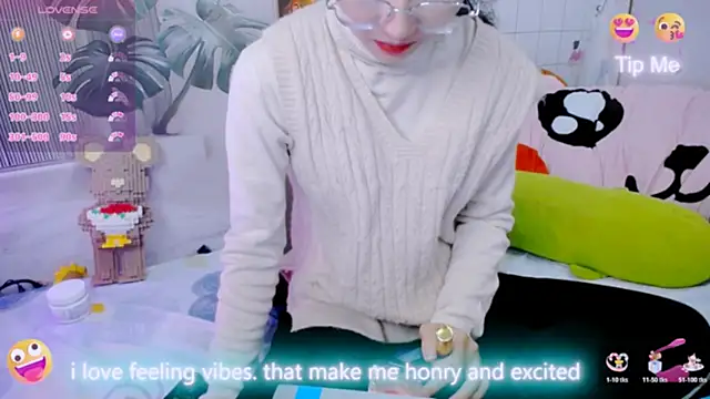 Ly   online show from February 9, 2026, 3:26 am