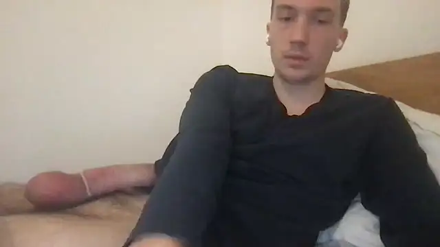 Snapshot of hungandfun05 chatting on December 10, 2024, 1:55 pm hungandfun05 online show from December 10, 2024, 1:55 pm