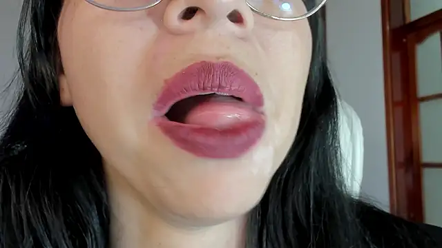 Katty mouth online show from December 5, 2024, 7:55 pm