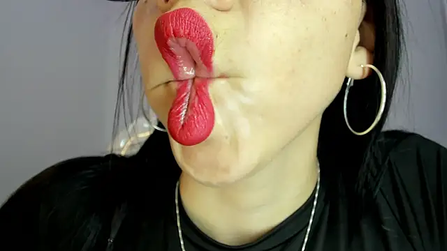 Snapshot of Katty_mouth chatting on May 30, 2026, 8:03 pm Katty mouth online show from May 30, 2026, 8:03 pm