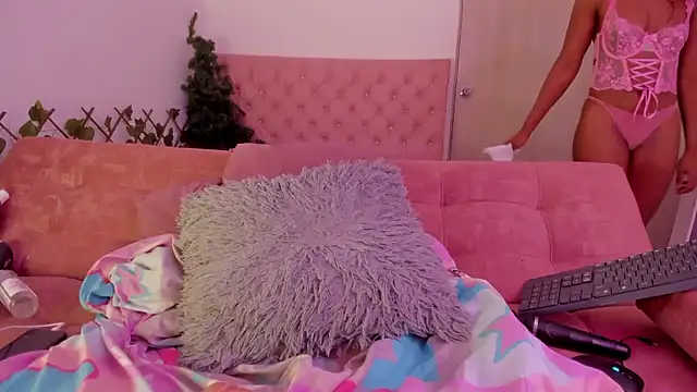 Snapshot of kimmysantoo chatting on January 13, 2026, 1:53 am kimmysantoo online show from January 13, 2026, 1:53 am