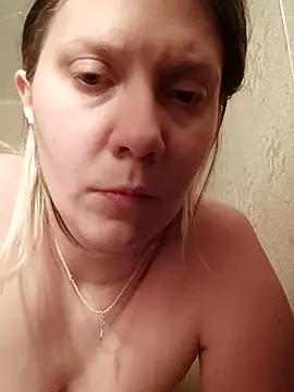 Snapshot of LeraSweet chatting on February 22, 2025, 7:03 pm LeraSweet online show from February 22, 2025, 7:03 pm