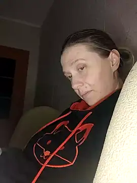 Snapshot of LeraSweet chatting on February 15, 2025, 9:17 pm LeraSweet online show from February 15, 2025, 9:17 pm