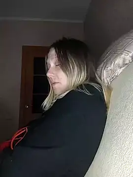 Snapshot of LeraSweet chatting on December 28, 2024, 8:47 pm LeraSweet online show from December 28, 2024, 8:47 pm