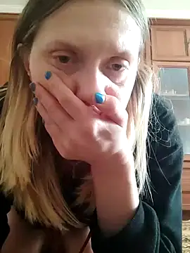 Snapshot of LeraSweet chatting on February 19, 2025, 11:38 am LeraSweet online show from February 19, 2025, 11:38 am