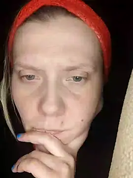 Snapshot of LeraSweet chatting on February 21, 2025, 10:04 pm LeraSweet online show from February 21, 2025, 10:04 pm