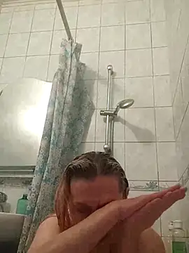 Snapshot of LeraSweet chatting on December 14, 2025, 6:41 am LeraSweet online show from December 14, 2025, 6:41 am